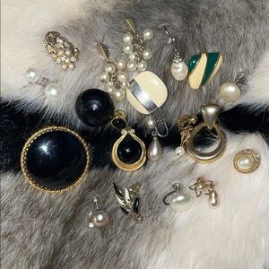 Vintage Marked JS Van Dell 12k GF Coro Japan Monet 1968 etc. singles Earrings